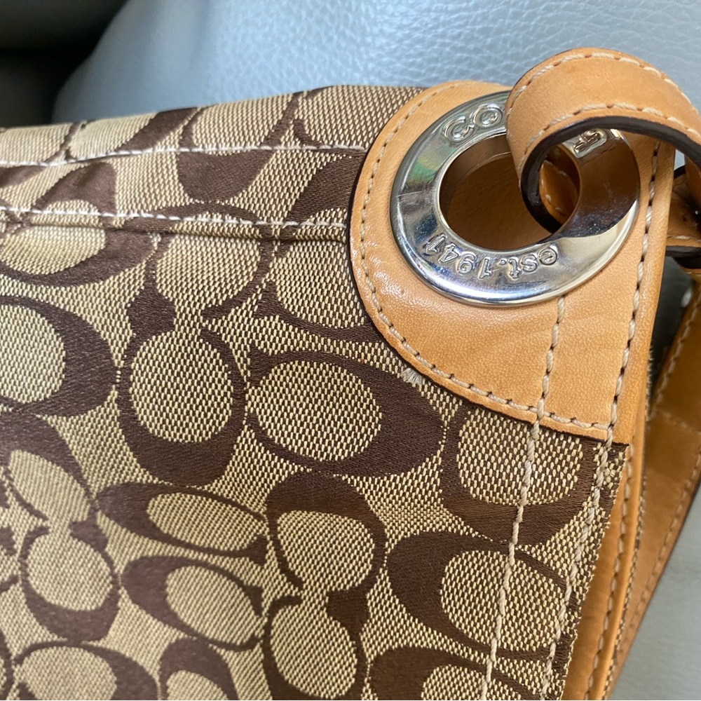 Coach Signature Hobo Bag with Tan Leather Trim - Picture 5 of 9